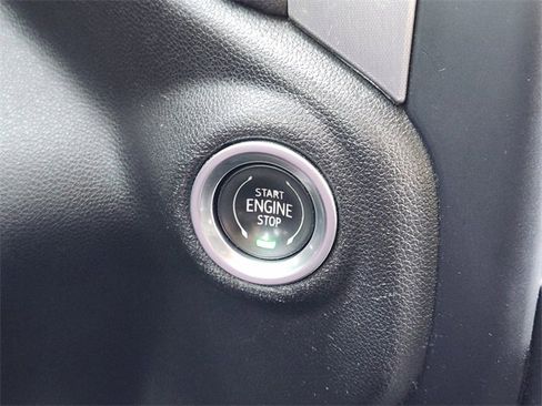 Used 2021 GMC Sierra 1500 SLT w/ SLT Convenience Package image 21