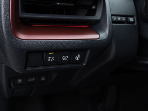 New 2026 Toyota Prius Plug-In Hybrid FWD image 16