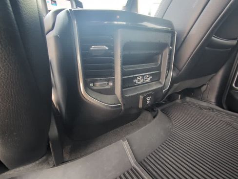 Used 2022 RAM 1500 Laramie w/ Sport Appearance Package AWD/4WD image 38