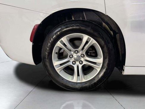 Used 2020 Dodge Charger SXT w/ Leather Interior Group RWD image 46