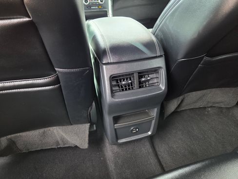 Used 2022 Ford Edge ST AWD/4WD image 21