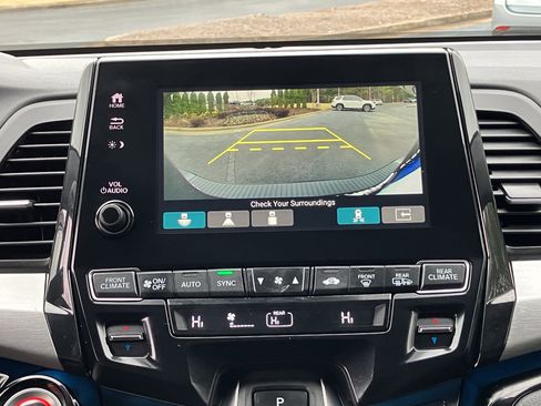 Certified 2024 Honda Odyssey Touring image 29