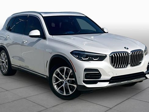 Used 2023 BMW X5 sDrive40i w/ Premium Package RWD image 2