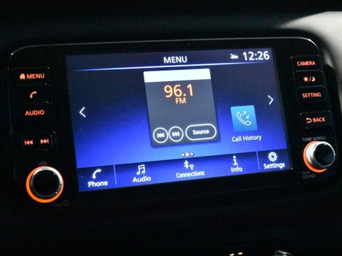 Used 2024 Nissan Kicks SR w/ SR Premium Package image 10