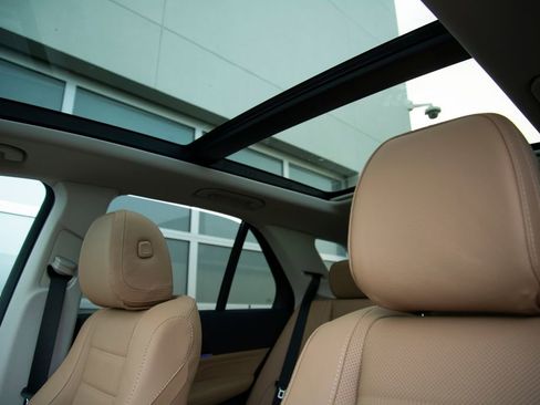 New 2026 Mercedes-Benz GLE 350 4MATIC image 12