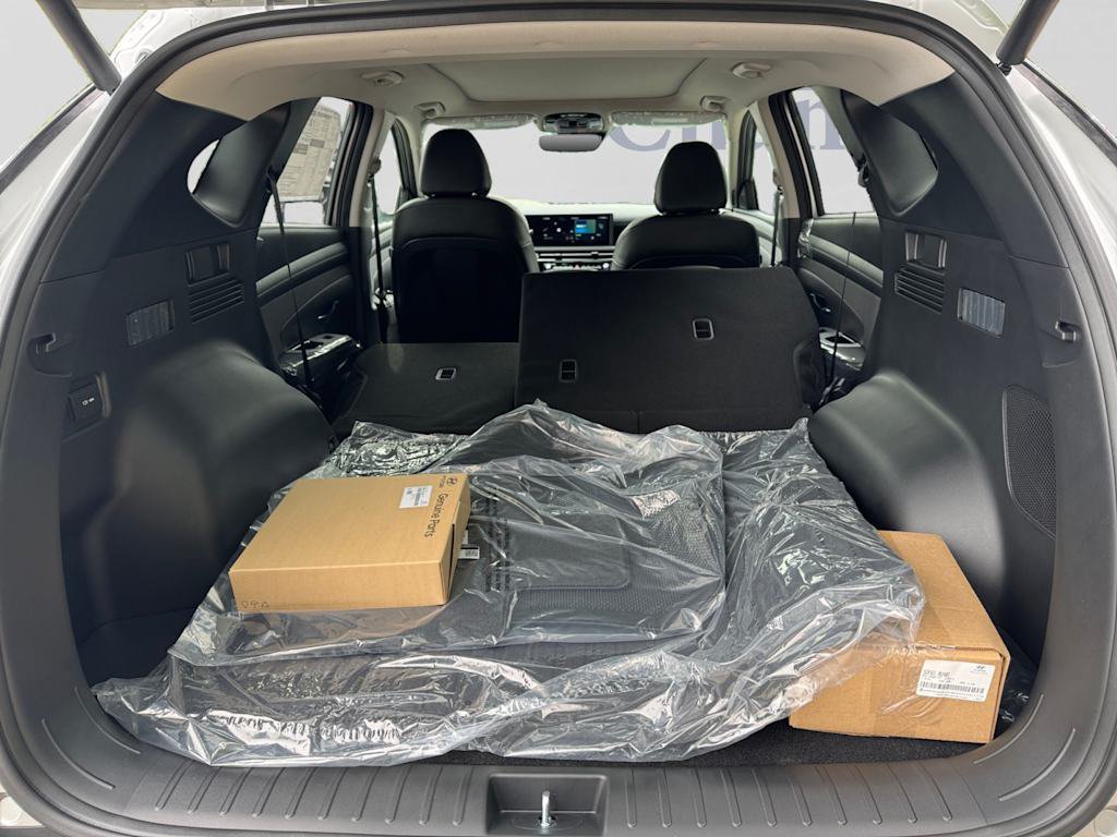 New 2026 Hyundai Tucson Limited w/ Tow & Go Package AWD/4WD image 4