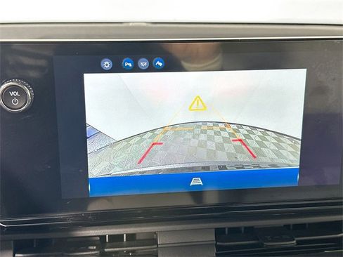 Used 2024 Honda Prologue EX image 13