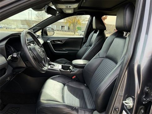 Certified 2019 Toyota RAV4 XSE image 27