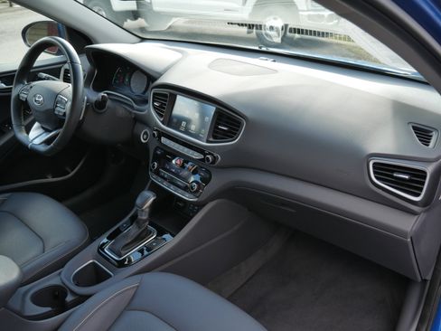 Used 2018 Hyundai Ioniq Limited w/ Limited Ultimate Package 03 image 25