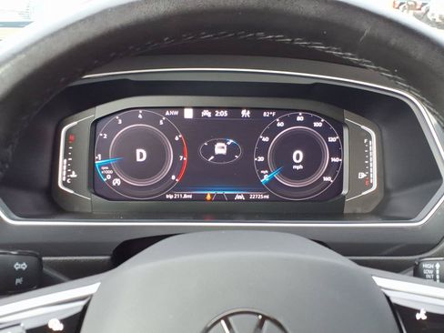 Used 2024 Volkswagen Tiguan SEL R-Line AWD/4WD image 24