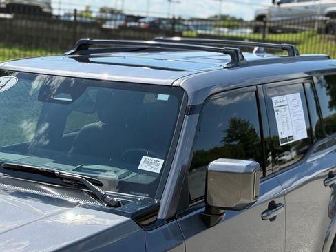 Used 2024 Lexus GX 550 w/ Accessory Package (31) AWD/4WD image 10
