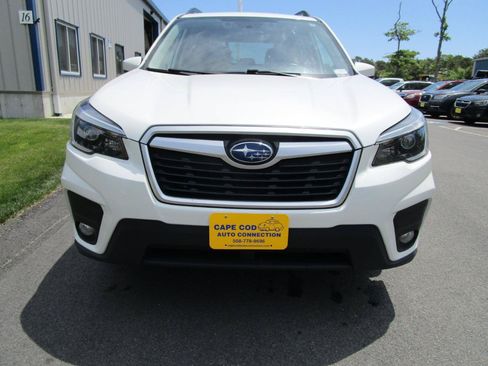 Used 2021 Subaru Forester Premium AWD/4WD image 2