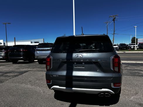 Used 2021 Hyundai Palisade SEL w/ Convenience Package FWD image 4
