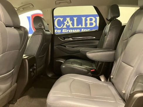 Used 2020 Buick Enclave Essence image 50