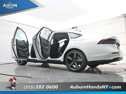 New 2026 Honda Accord SE image 35