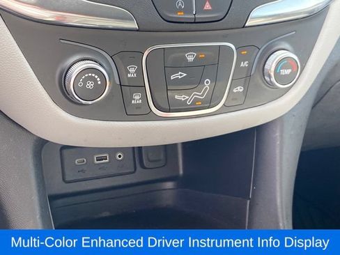 Used 2023 Chevrolet Equinox LS w/ LS Convenience Package AWD/4WD image 11