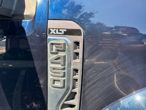 Used 2023 Ford F450 XLT AWD/4WD image 5