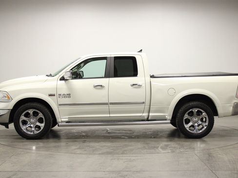 Used 2017 RAM 1500 Laramie image 5