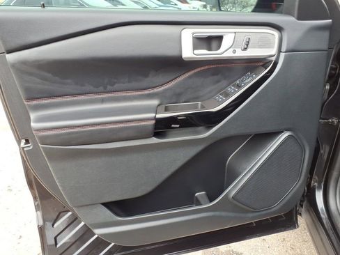 Certified 2023 Ford Explorer ST-Line image 14