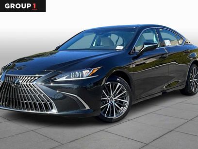New 2025 Lexus ES 350 w/ Premium Package