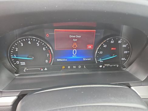Used 2023 Ford Explorer XLT AWD/4WD image 15