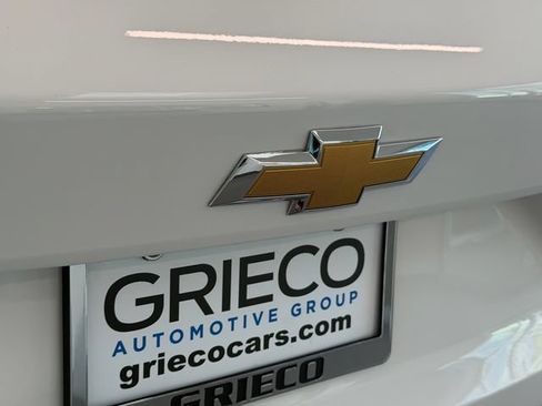 Used 2024 Chevrolet Trax LT w/ LT Convenience Package FWD image 14