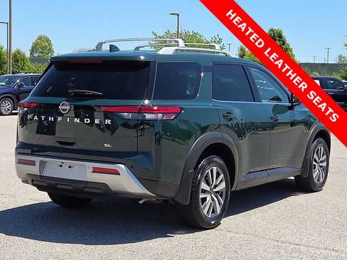 Used 2025 Nissan Pathfinder SL FWD image 5