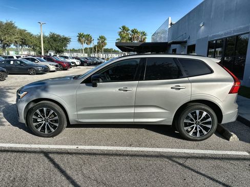 Used 2025 Volvo XC60 B5 Plus AWD/4WD image 5