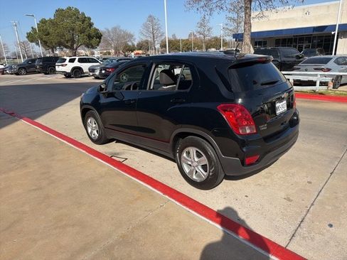 Used 2020 Chevrolet Trax LS w/ Tint and Cruise Package image 3