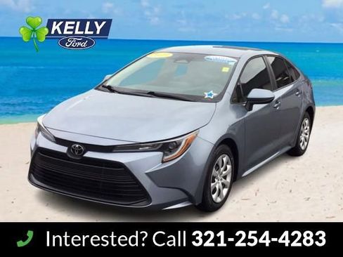 Used 2023 Toyota Corolla LE image 1