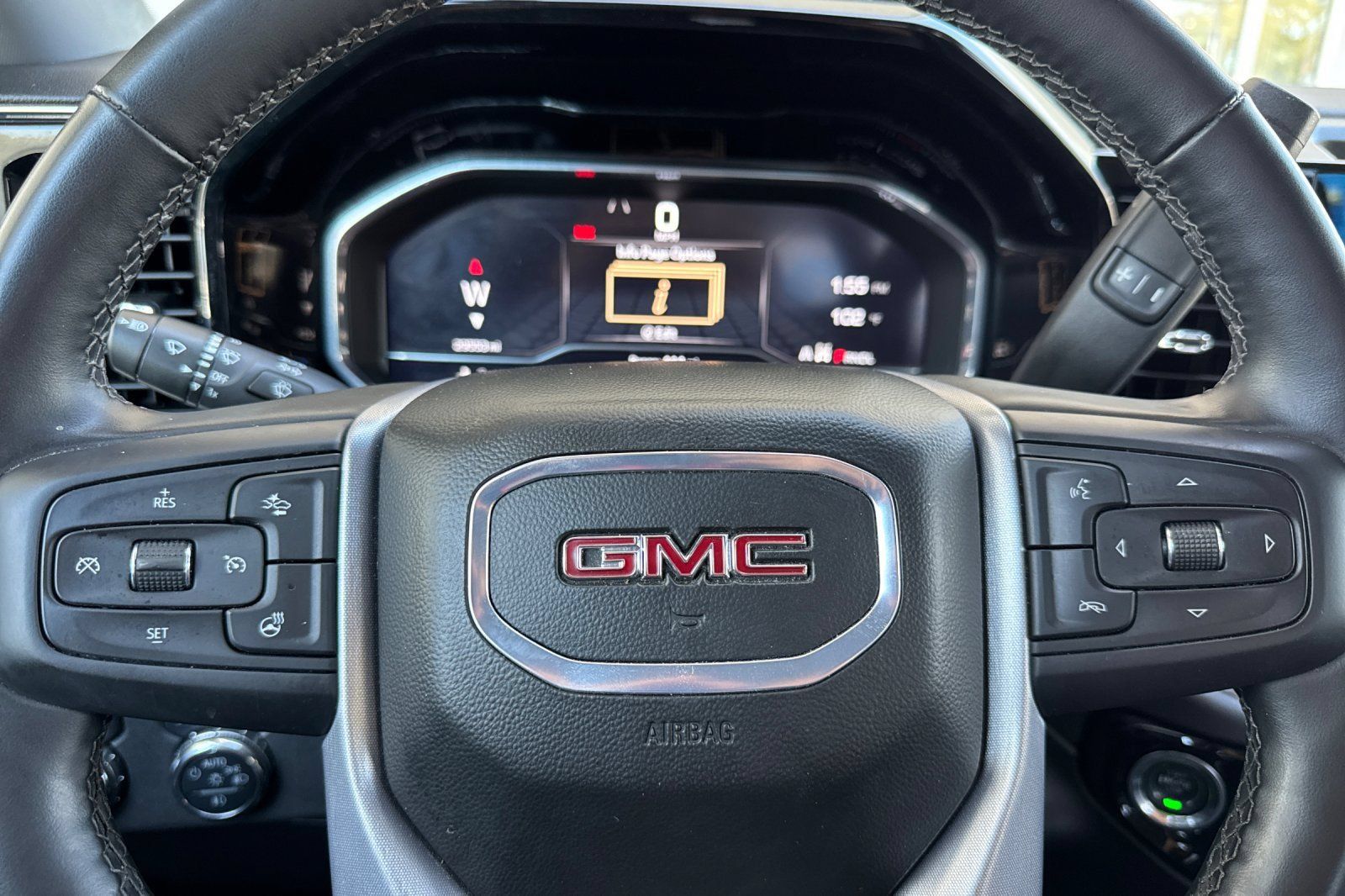 Certified 2025 GMC Sierra 1500 SLT AWD/4WD image 25