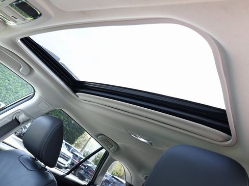 Used 2019 Subaru Outback 2.5i Limited image 18