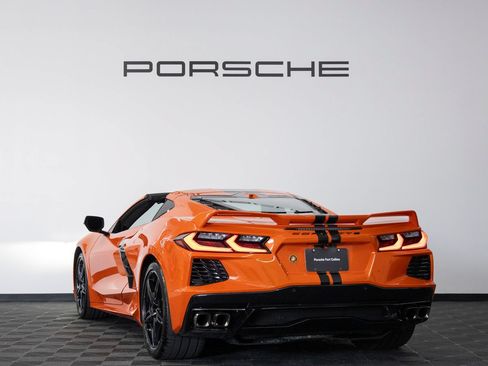 Used 2021 Chevrolet Corvette Stingray Premium Cpe w/ Z51 Performance Package RWD image 3