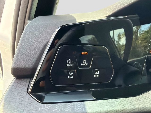 Used 2024 Volkswagen GTI S FWD image 27