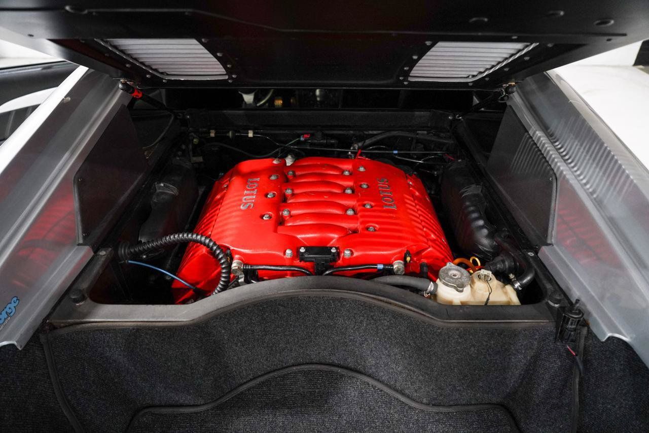 Used 2002 Lotus Esprit RWD image 38
