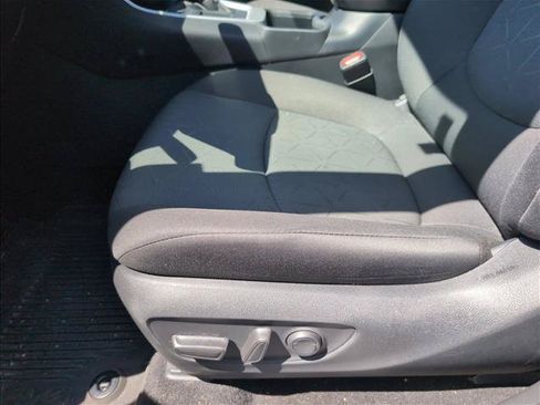 Used 2023 Toyota RAV4 XLE FWD image 11