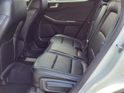 Certified 2022 Ford Escape SEL w/ Technology Package image 9