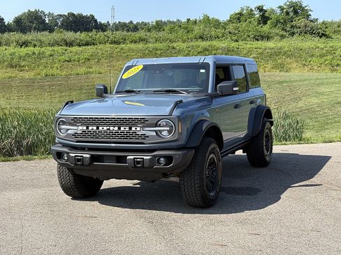 Used 2025 Ford Bronco Badlands AWD/4WD image 1