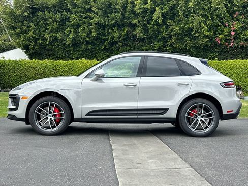 New 2026 Porsche Macan S AWD/4WD image 2