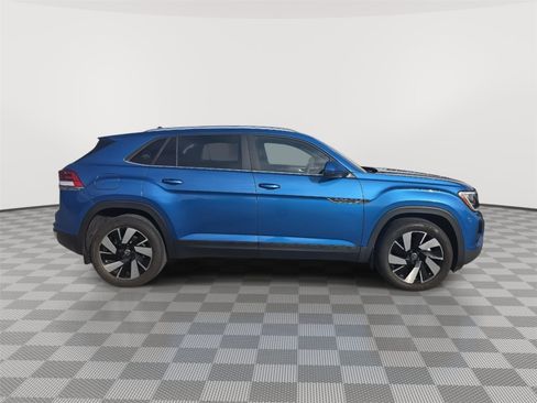 Used 2024 Volkswagen Atlas Cross Sport SE AWD/4WD image 10