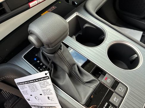 New 2026 Toyota Sienna LE image 31
