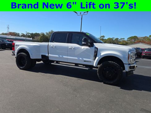 Used 2024 Ford F450 Lariat image 2