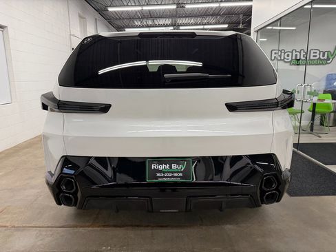 Used 2023 BMW XM image 5