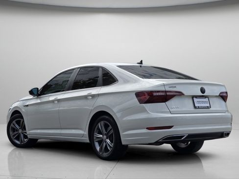 Used 2020 Volkswagen Jetta R-Line w/ R-Line Cold Weather Package FWD image 21