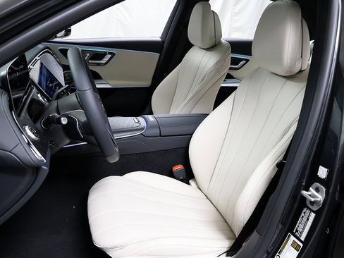 New 2026 Mercedes-Benz E 350 4MATIC Sedan image 10