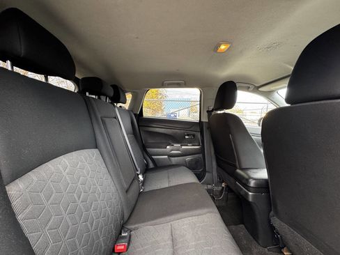 Used 2021 Mitsubishi Outlander Sport SE image 14