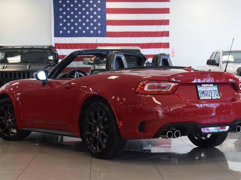 Used 2020 FIAT 124 Spider Abarth w/ Convenience Group RWD image 22
