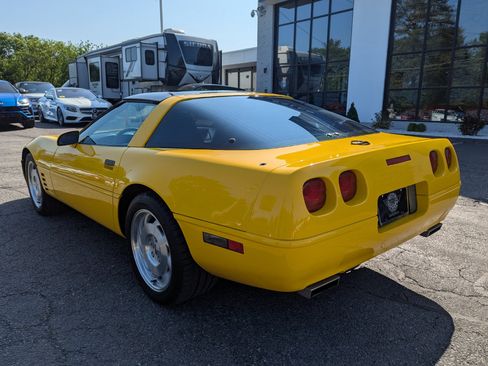 Used 1994 Chevrolet Corvette Coupe image 10