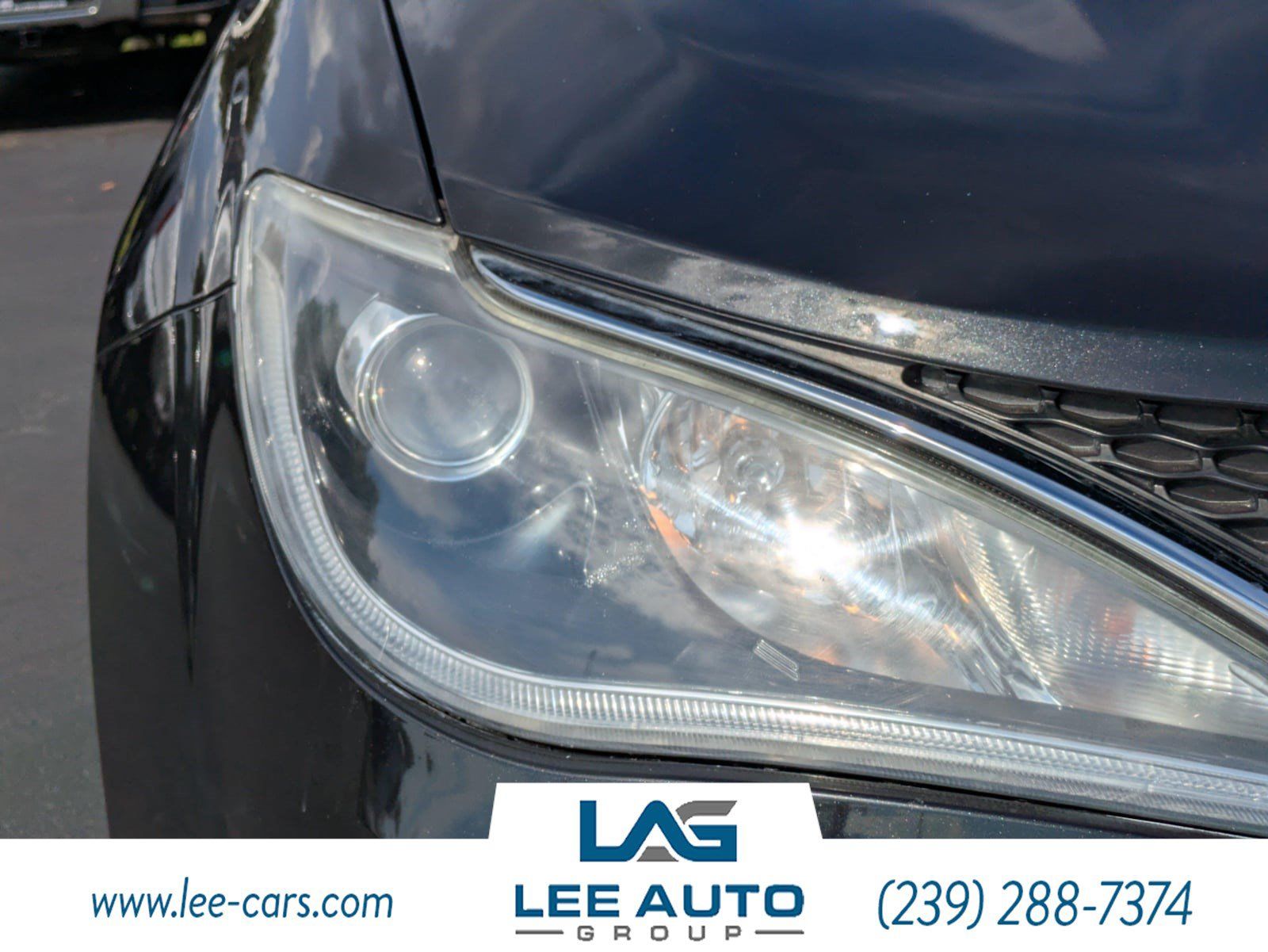 Used 2019 Chrysler Pacifica Touring-L FWD image 9