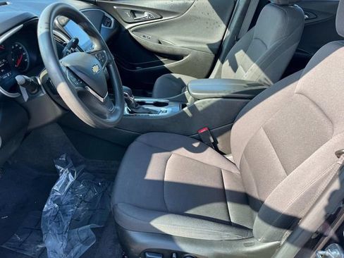 Used 2023 Chevrolet Malibu LT image 12